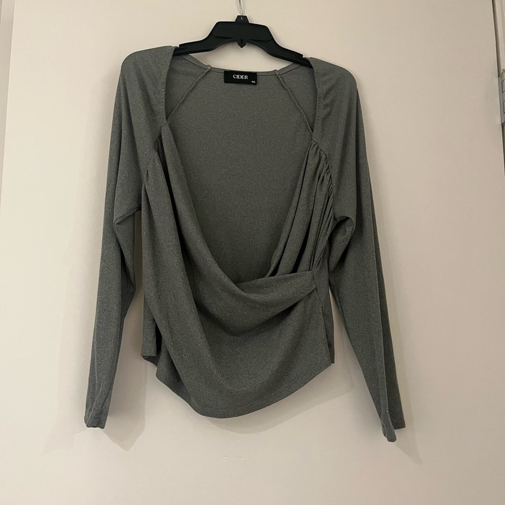 Cider Ribbed Drape Neck Long Sleeve Top - Gray